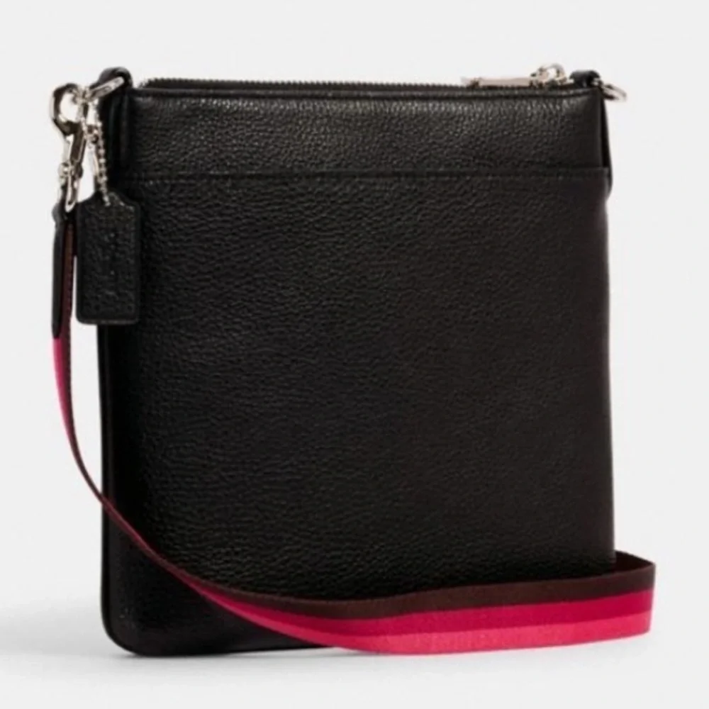 Authentic Coach Marvel Crossbody Comic Theme NWOT - Picture 4 of 13